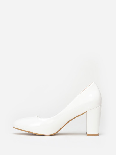 Escarpins blancs vernis à talon carré