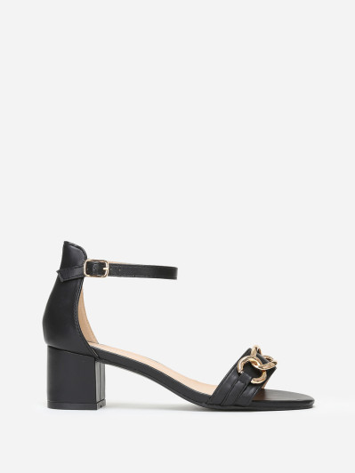Sandales noires à bride dorée et talon carré
