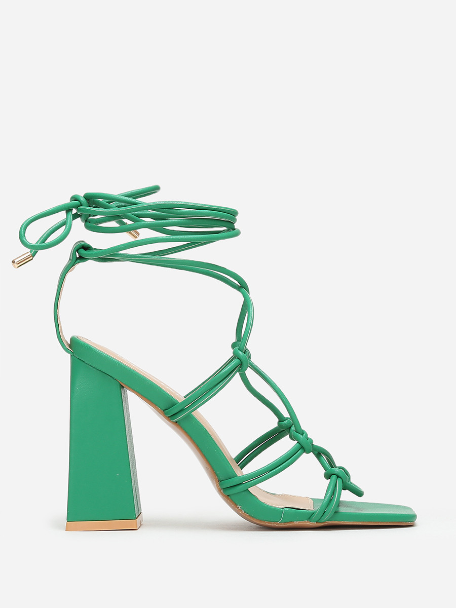 Sandales carrées vertes à fines lanières