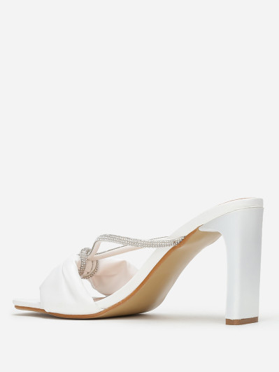 Mules carrées blanches en simili à strass