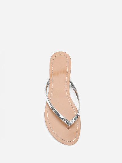 Tongs à bride vernie argentée grandes tailles femme pas cher la modeuse