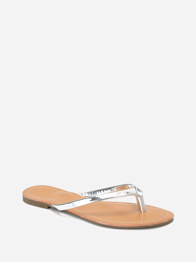 Tongs à bride vernie argentée grandes tailles femme pas cher la modeuse