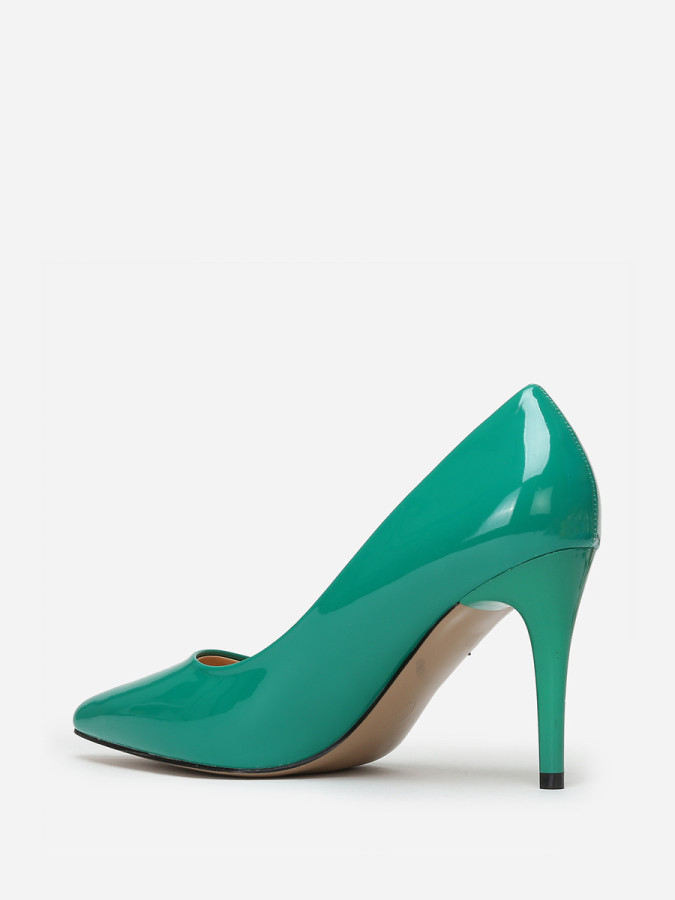 Escarpins verts vernis à talon aiguille