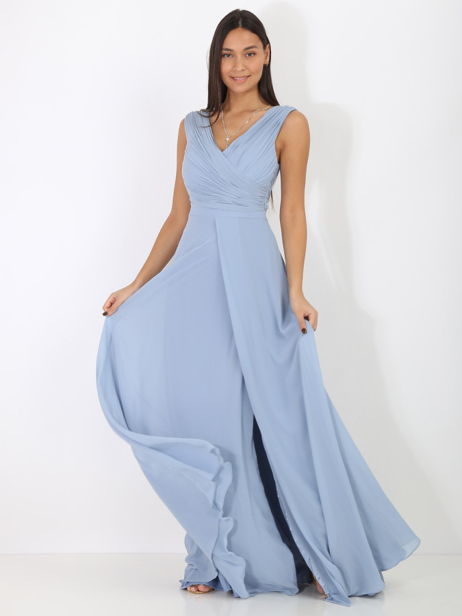 Robe longue drapée bleue avec fente