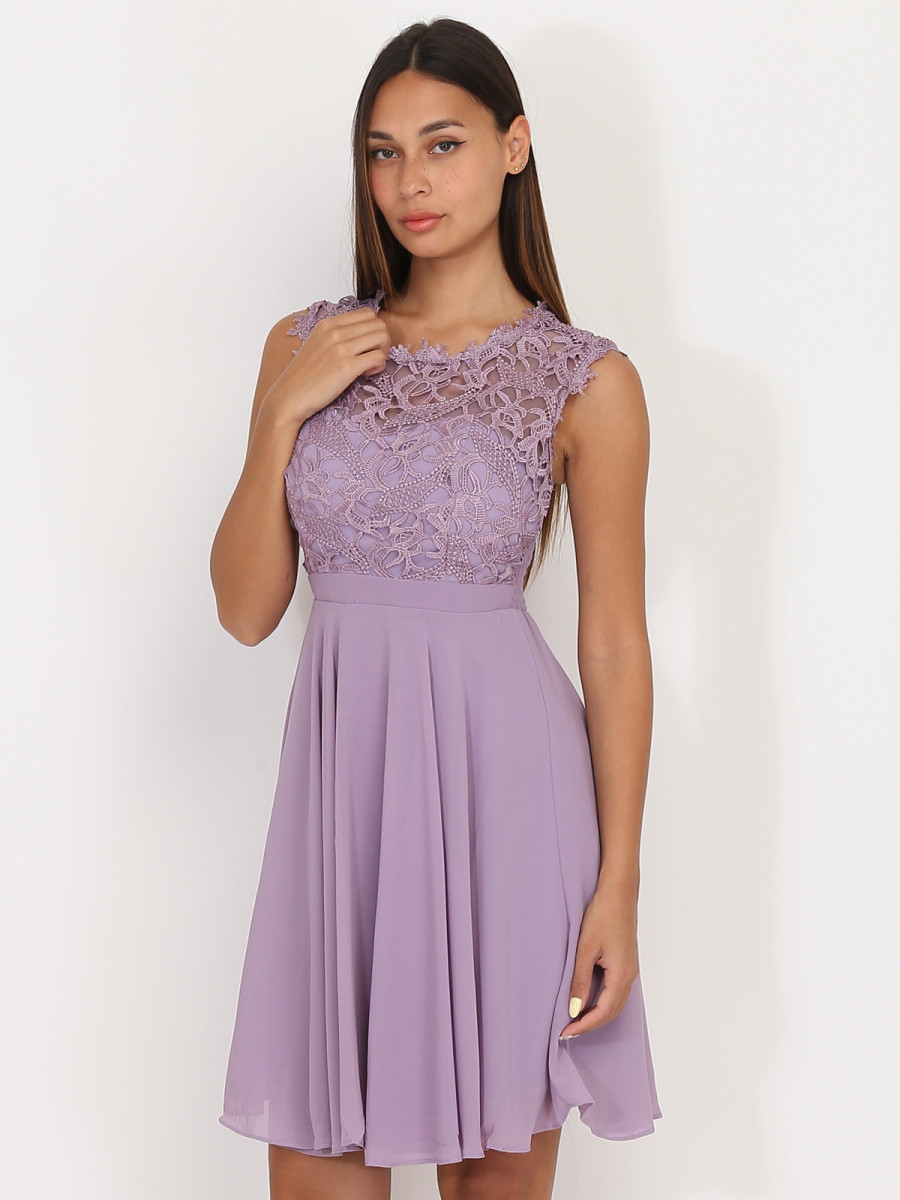 Robe à encolure dentelle grandes tailles