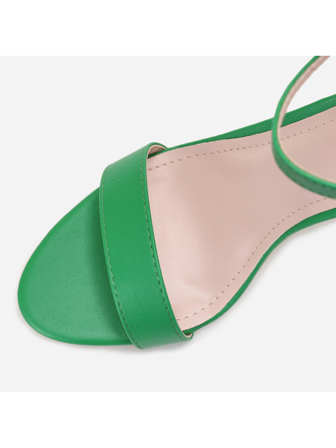 Sandales vertes à bride et talon carrés