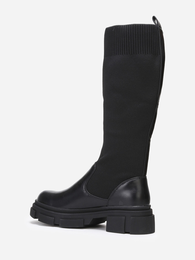 Bottes crantées style chaussettes