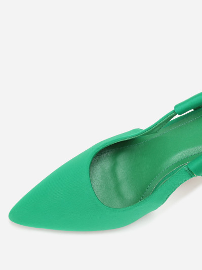 Escapins ouverts et pointus verts en tissu