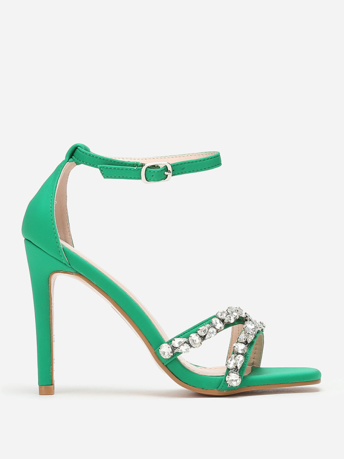 Sandales vertes en tissu à strass et talon fin