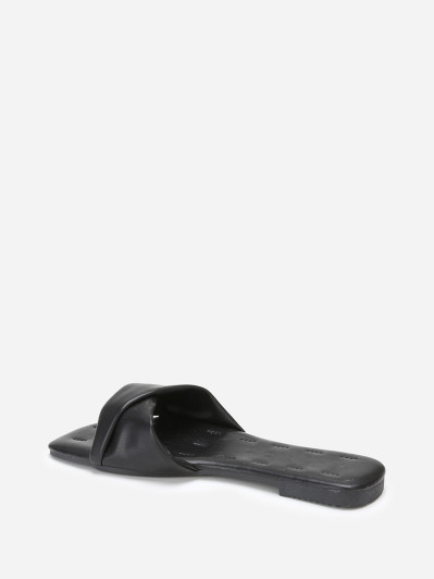 Mules plates noires à bride torsadée en simili