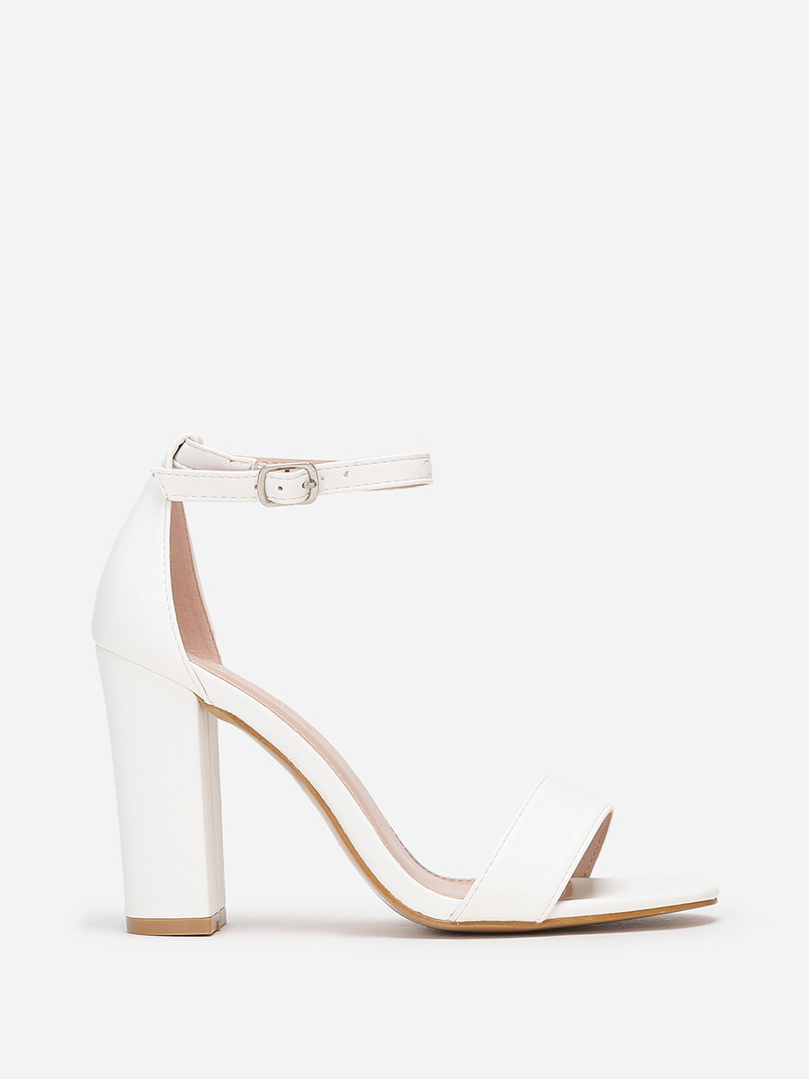 Sandales blanches en simili à bout arrondi