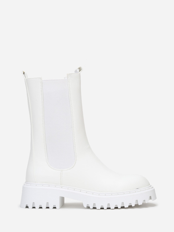 Chelsea hautes blanches à semelle dentée