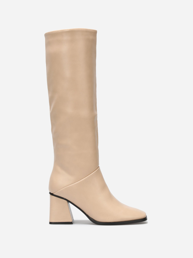 Bottes talon trapèze et bout carré