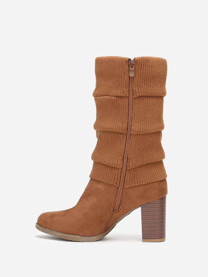 Bottes à talon en suédine et maille