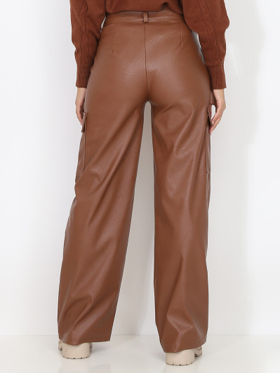 Pantalon cargo évasé en simili