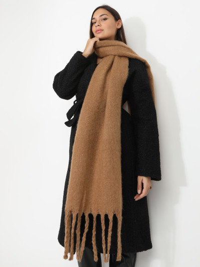 Écharpe duveteuse à franges