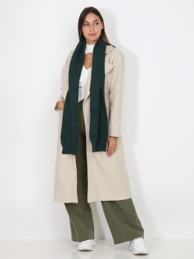 Écharpe en maille épaisse et ajourée