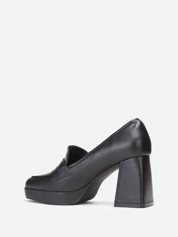 Mocassins à talon trapèze