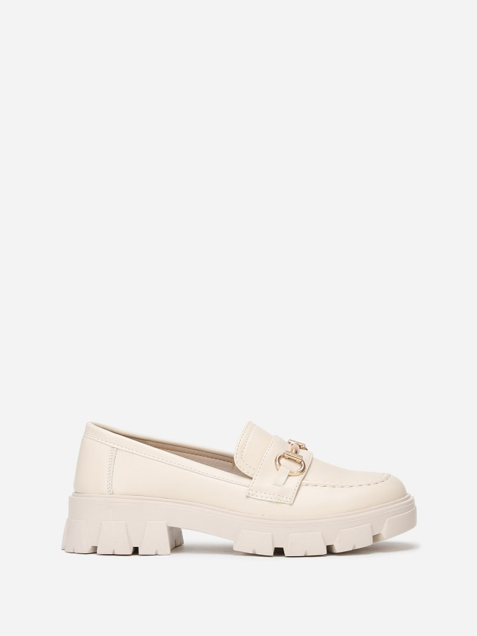 mocassins à bride dorée en simili