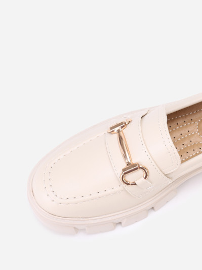 mocassins à bride dorée en simili