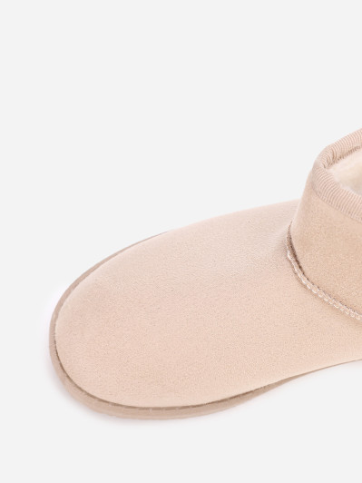 Boots basses en suédine fourrées