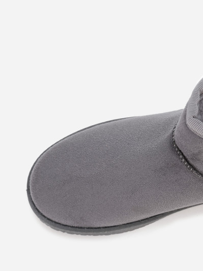 Boots basses en suédine fourrées