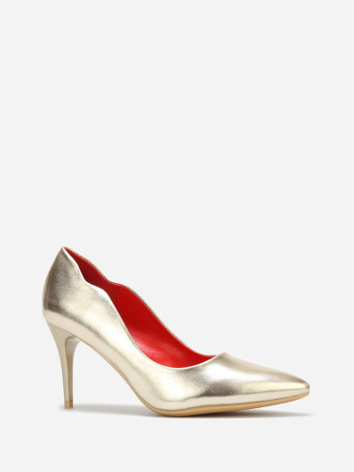 Escarpins asymétriques à talon verni