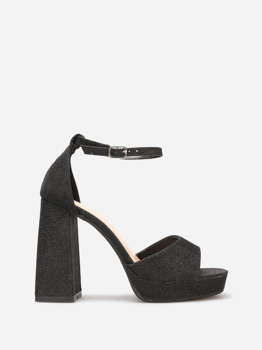 Sandales pailletées à talon haut