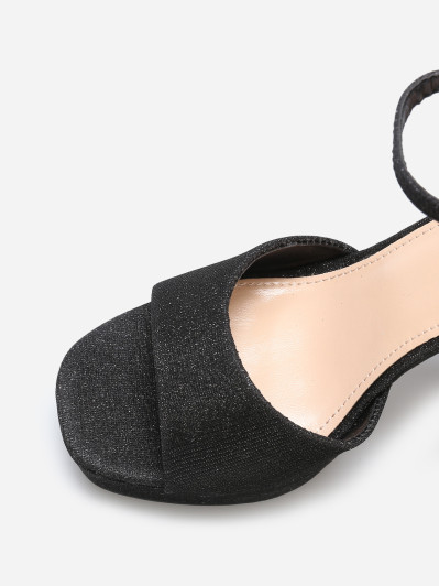 Sandales pailletées à talon haut