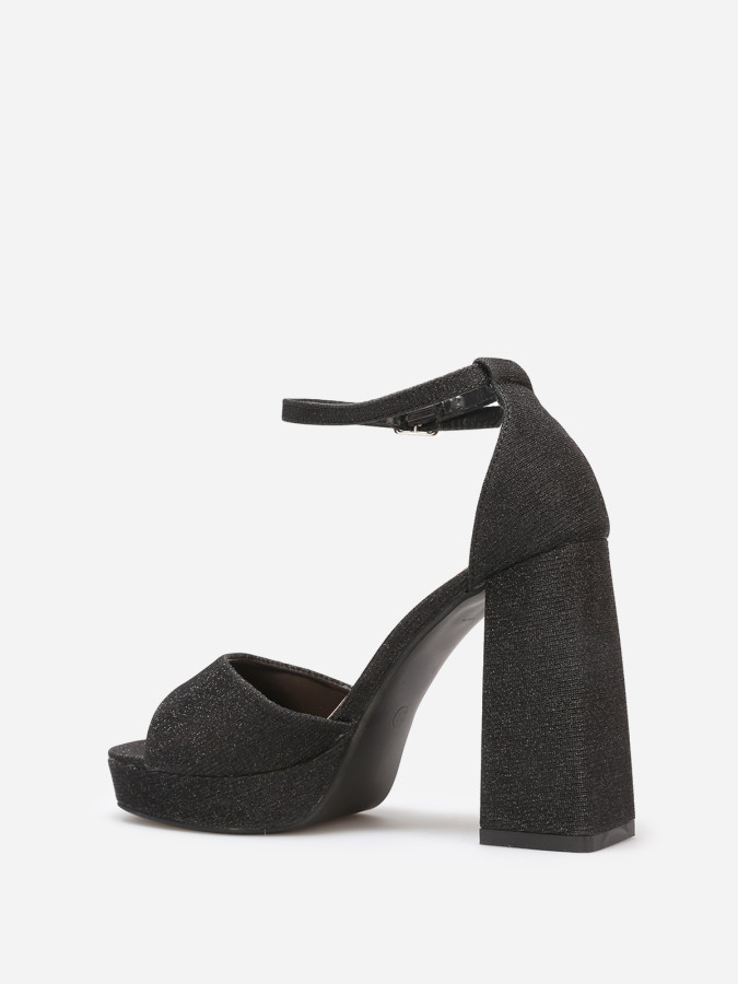 Sandales pailletées à talon haut