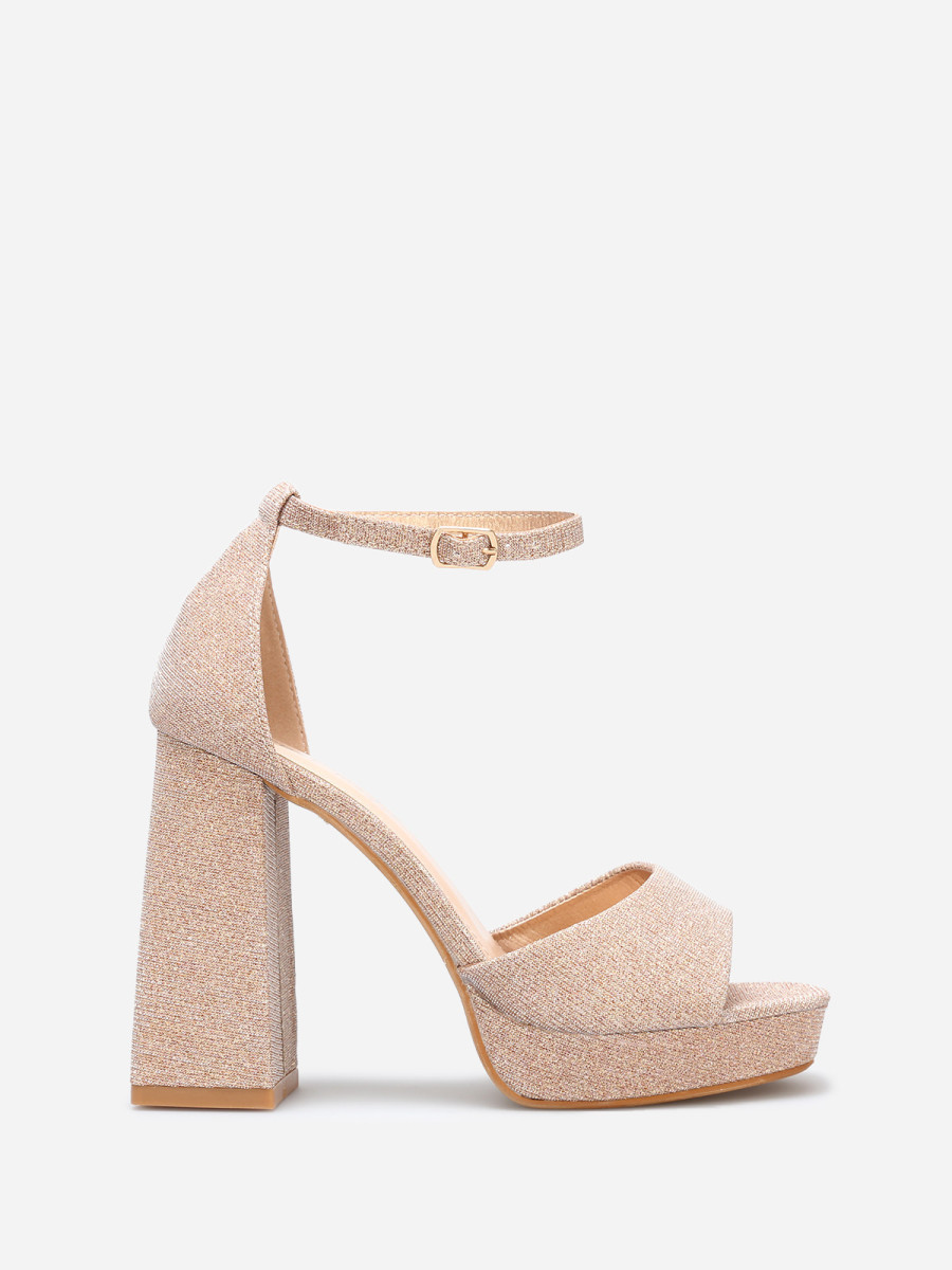 Sandales pailletées à talon haut