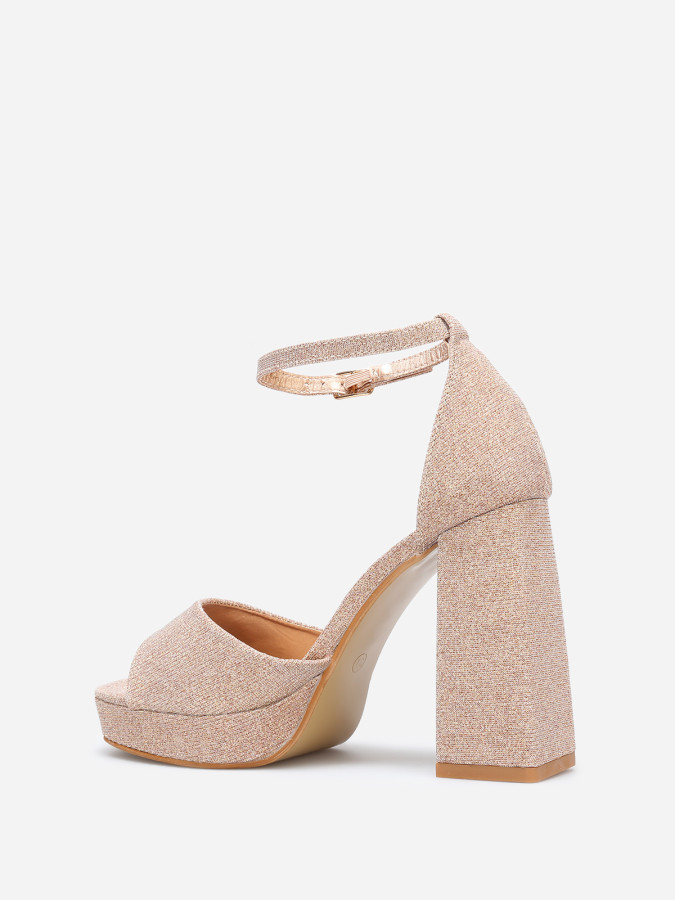 Sandales pailletées à talon haut