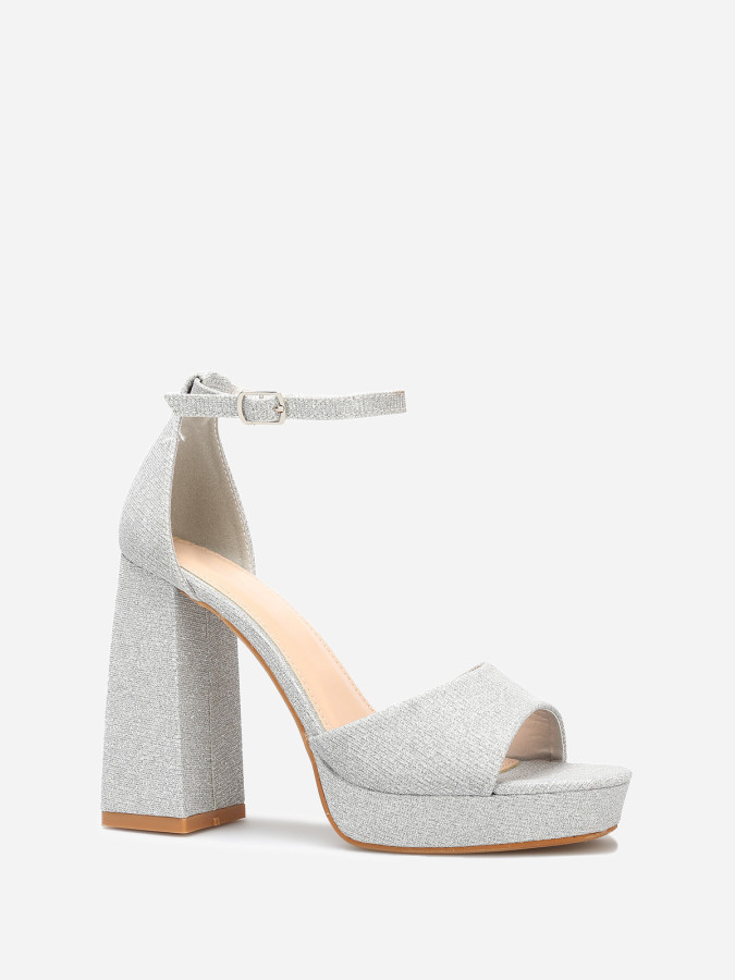 Sandales pailletées à talon haut