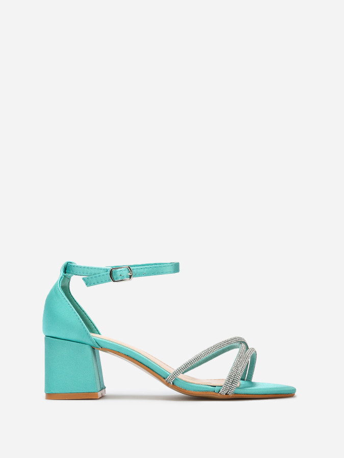 Sandales satinées à strass