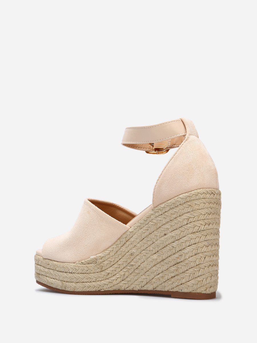 Sandales avec talon compensé en cordage