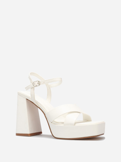 Sandales à plateforme avec brides croisées