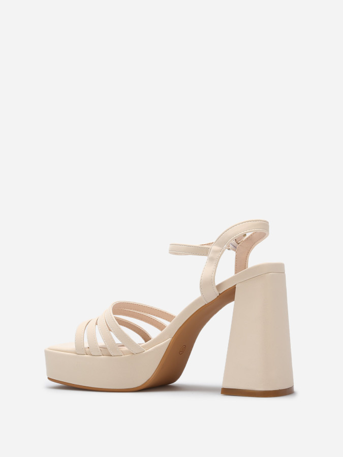 Sandales mates à fines brides