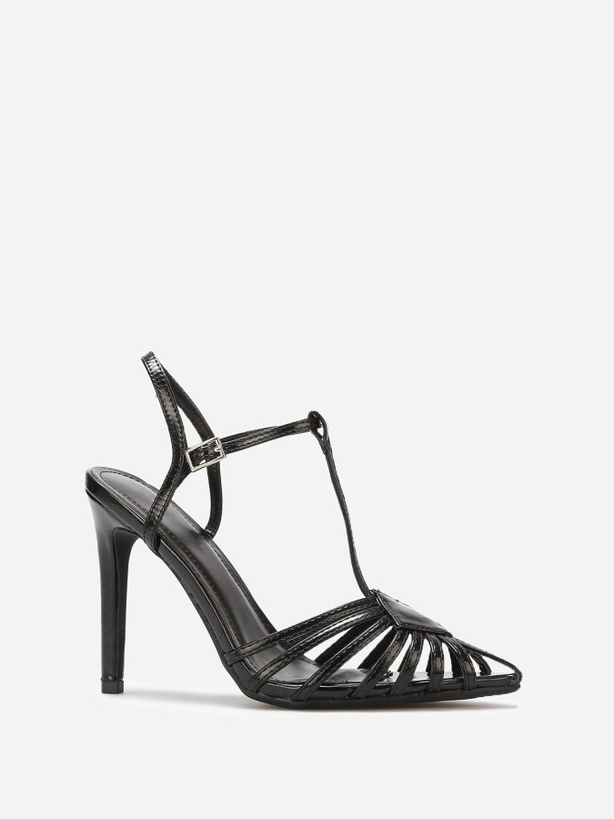 Escarpins ajourés à talon aiguille