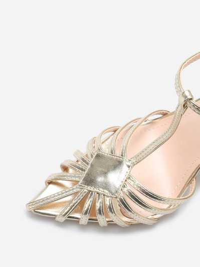 Escarpins ajourés à talon aiguille