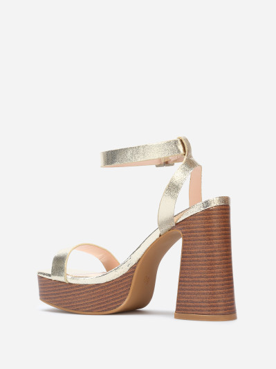 Sandales à plateforme et talon effet bois