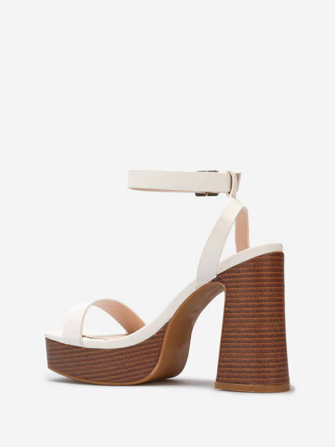 Sandales à plateforme et talon effet bois