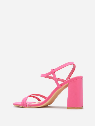 Sandales en simili mat à fines brides