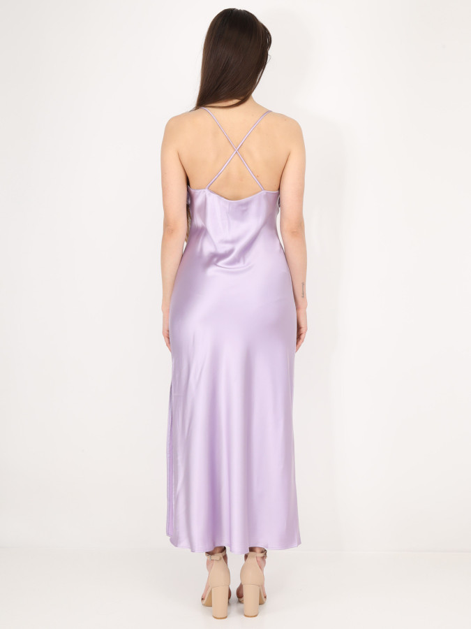 Robe satinée style corset froncé