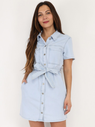 Robe en denim ceinturée