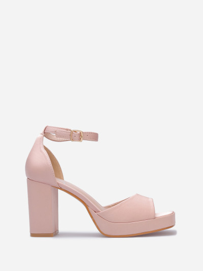 Sandales satinées à bout carré