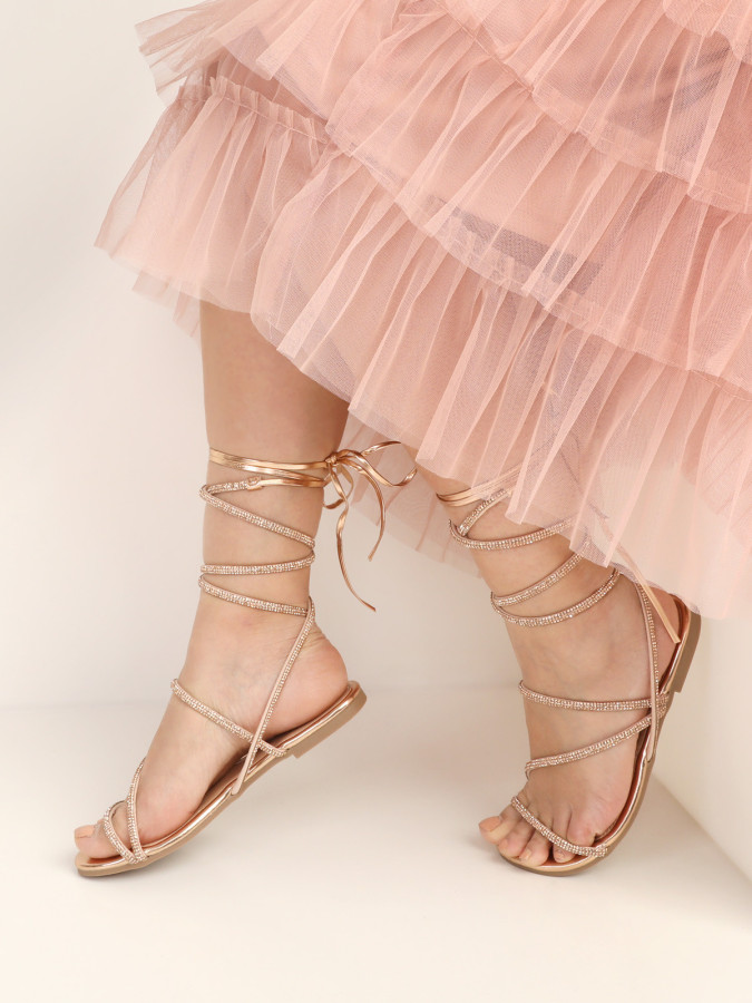 Sandales plates à lacets en strass