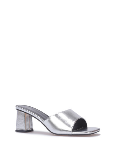 Mules à talon carré