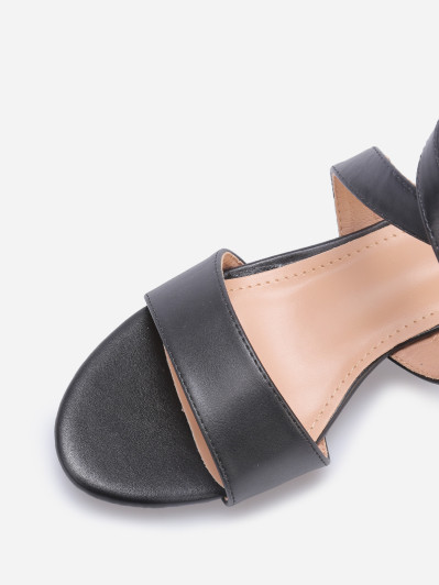 Sandales à brides croisées grandes tailles