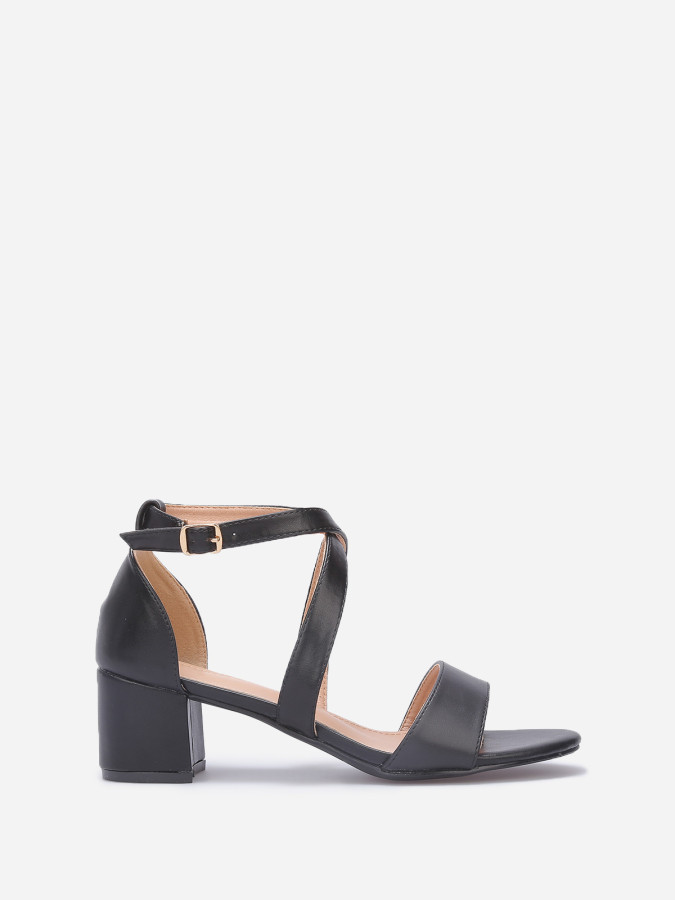 Sandales à brides croisées grandes tailles