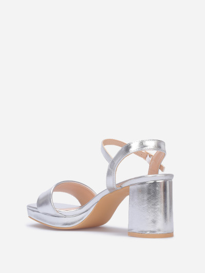 Sandales à bout carré grandes tailles